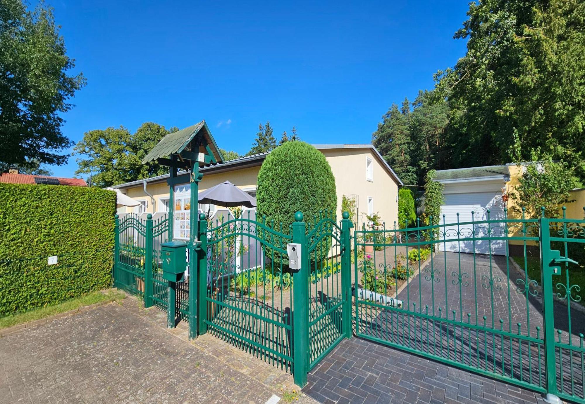 Haus Am Wald Apartment Heringsdorf  Exterior photo