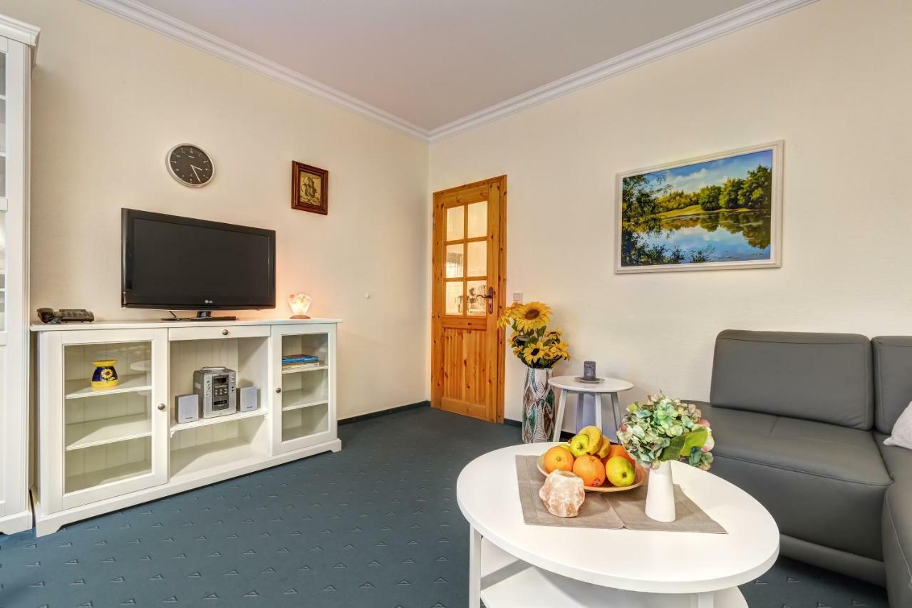 Haus Am Wald Apartment Heringsdorf  Exterior photo